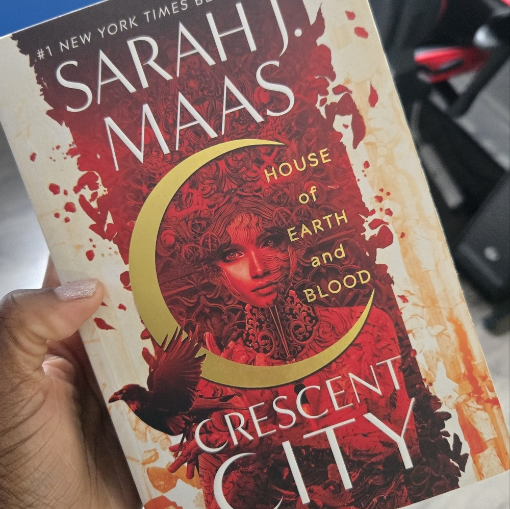 HOUSE OF FLAME AND SHADOW by SARAH J. MAAS
